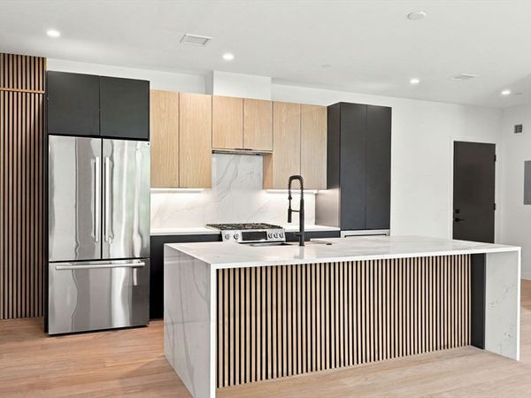 22 High Street, Unit 4, Boston, MA 02122