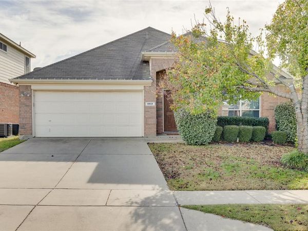 10028 Voss Avenue , Fort Worth, TX 76244