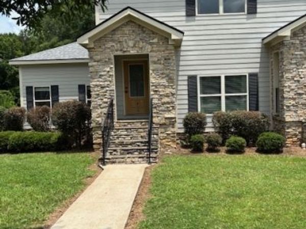 1823 19th Court, Valley, AL 36854