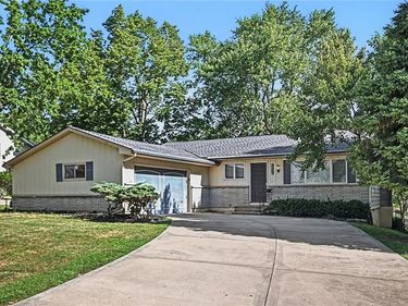 1710 67th Terrace, Kansas City, MO 64118