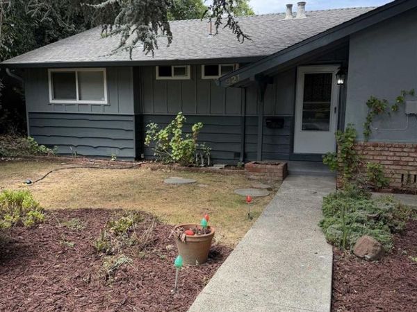 921 Rock Ave , Fremont, CA 94536