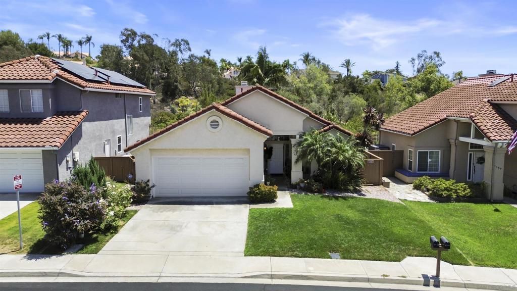 1544 Harbor Dr, Vista, CA 92081 Main Photo