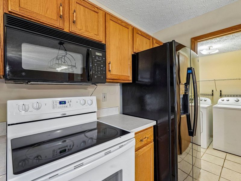 7346 Oliver Winchester Drive, Canal Winchester, OH 43110 Photo 12