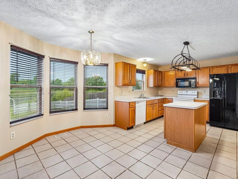 7346 Oliver Winchester Drive, Canal Winchester, OH 43110 Photo 14