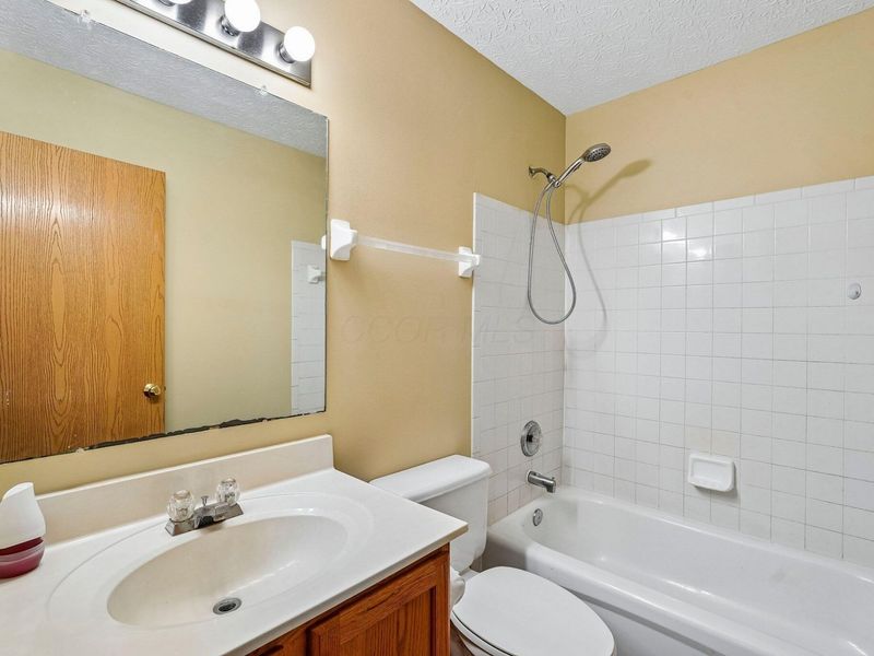 7346 Oliver Winchester Drive, Canal Winchester, OH 43110 Photo 30