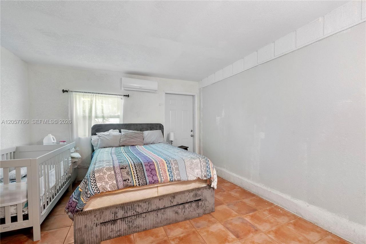 5550 S Lakewood Cir S #b , Margate, FL 33063 Photo