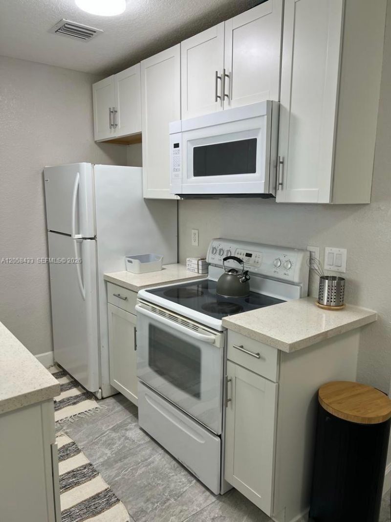 3771 SW 1st St, Unit 2, Fort Lauderdale, FL 33312 Photo