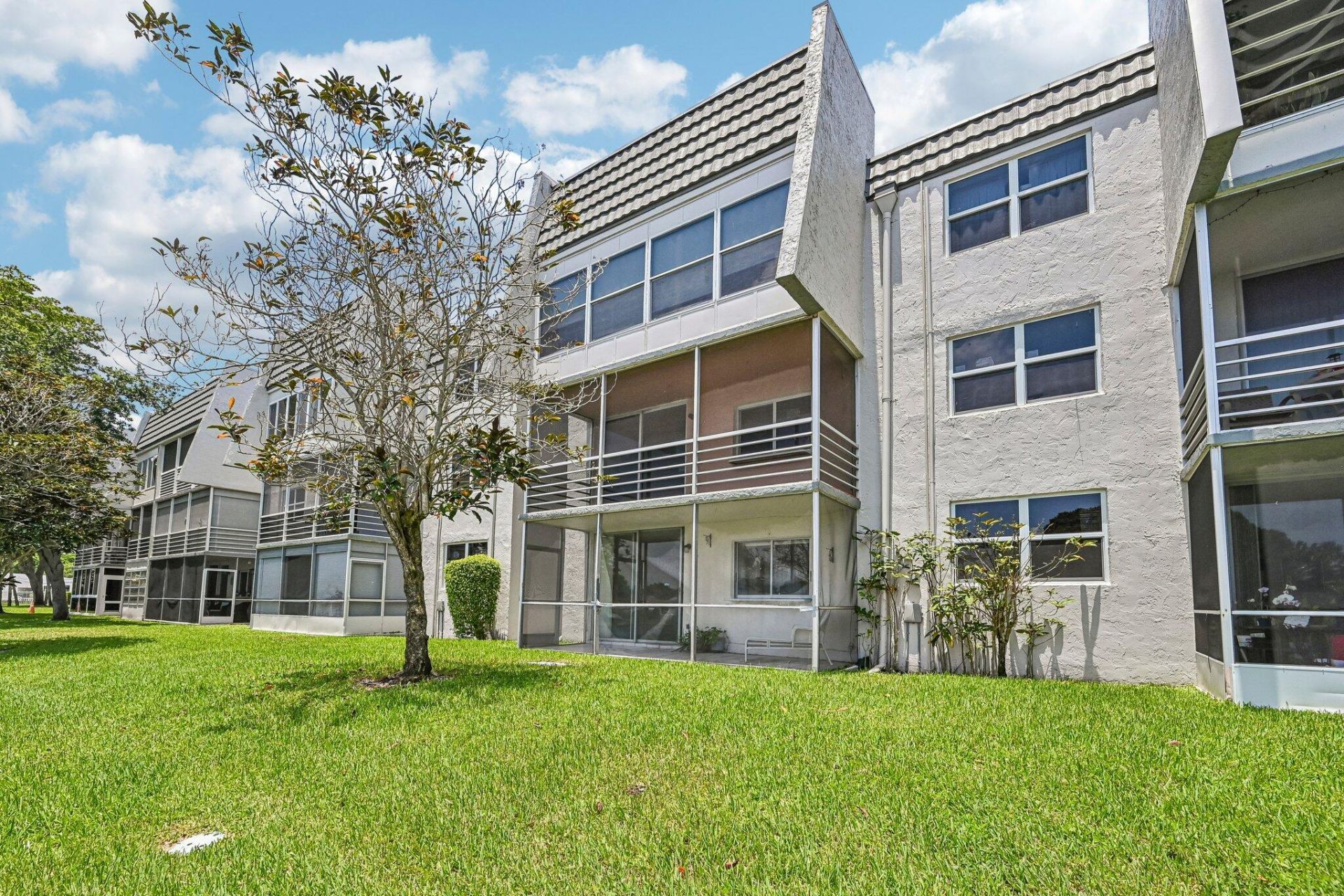 9150 Lime Bay Boulevard, Unit 103, Tamarac, FL 33321 Photo