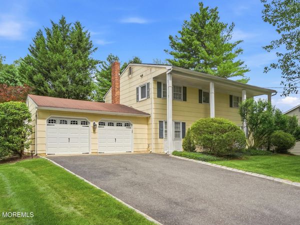 5 St Lawrence Way, Marlboro, NJ 07746