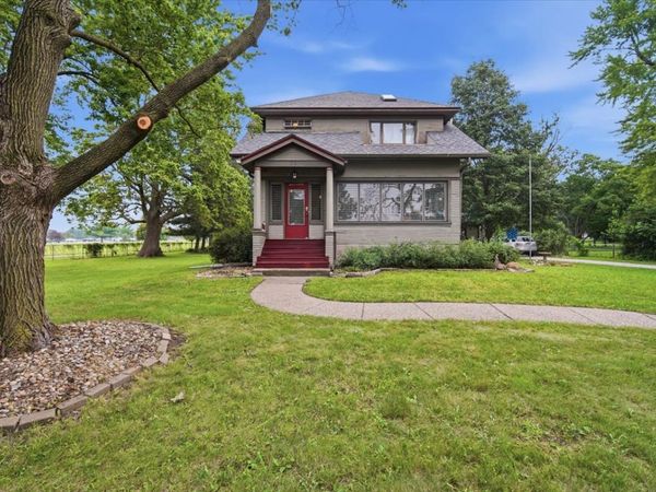 312 W 5th Street , Gridley, IL 61744