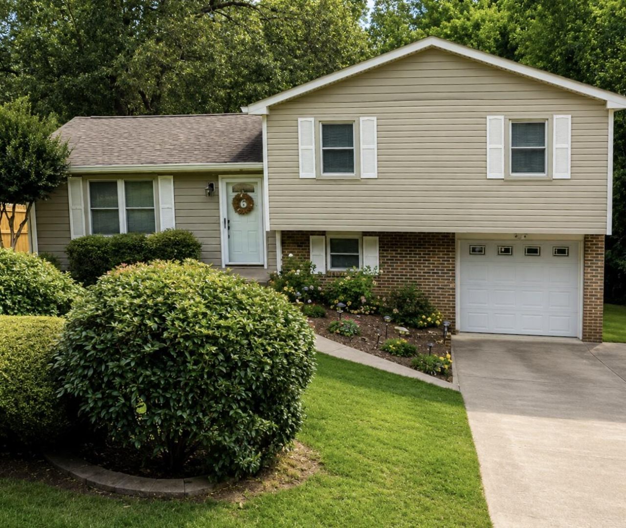 411 Oak Tree Road, Ringgold, GA 30736 Main Photo
