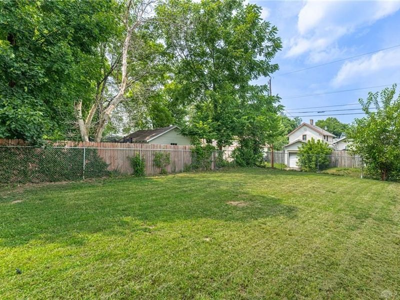 620 E Cecil Street, Springfield, OH 45503 Photo 27
