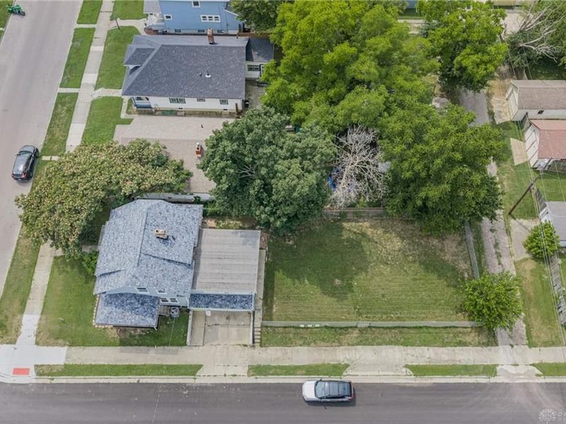 620 E Cecil Street, Springfield, OH 45503 Photo 4