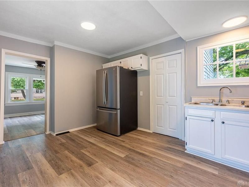 620 E Cecil Street, Springfield, OH 45503 Photo 9
