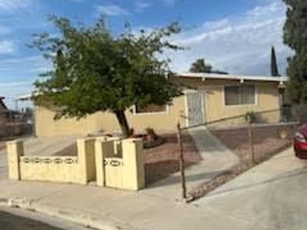 501 Lass Circle , North Las Vegas, NV 89030
