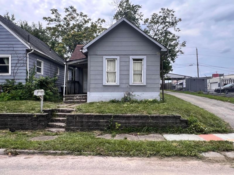 873 Bassett Avenue, Columbus, OH 43219 Photo 1