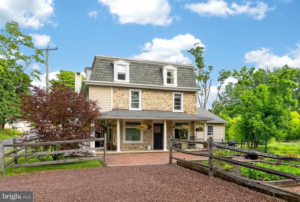 65 RACE STREET , BECHTELSVILLE, PA 19505