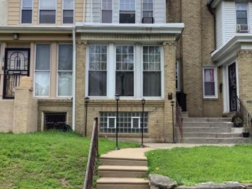 561 W Abbottsford Avenue, Philadelphia, PA 19144 Main Photo