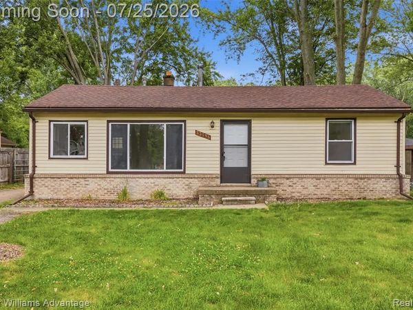 22796 Watt Drive, Farmington Hills, MI 48336