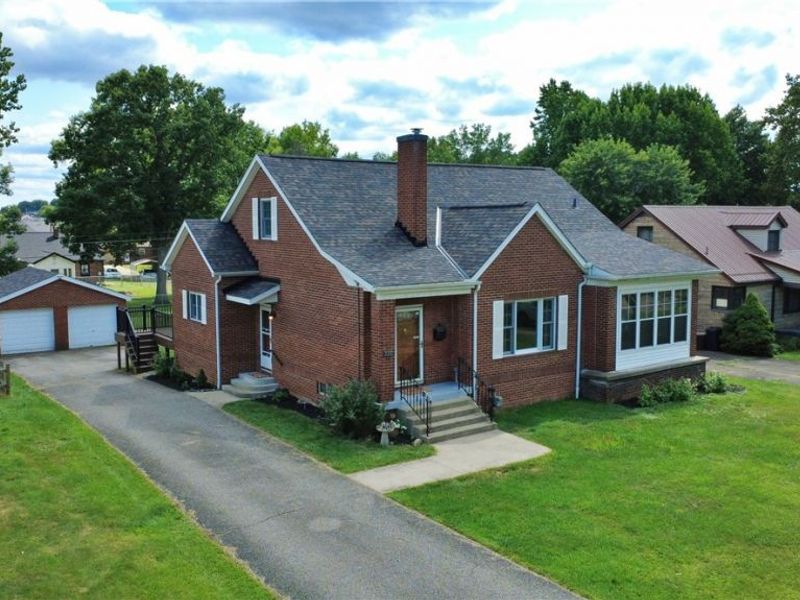 520 Harding Road, Zanesville, OH 43701 Photo 4