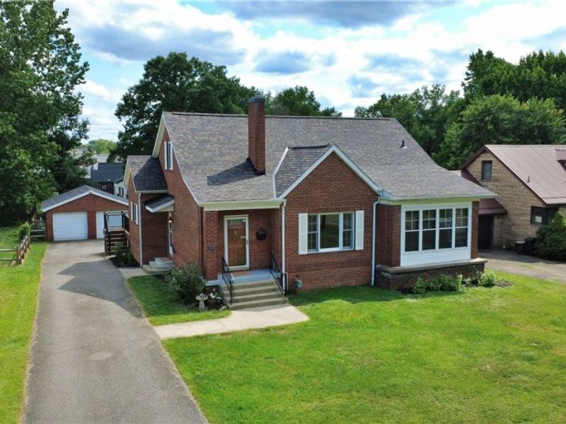 520 Harding Road, Zanesville, OH 43701 Photo 5
