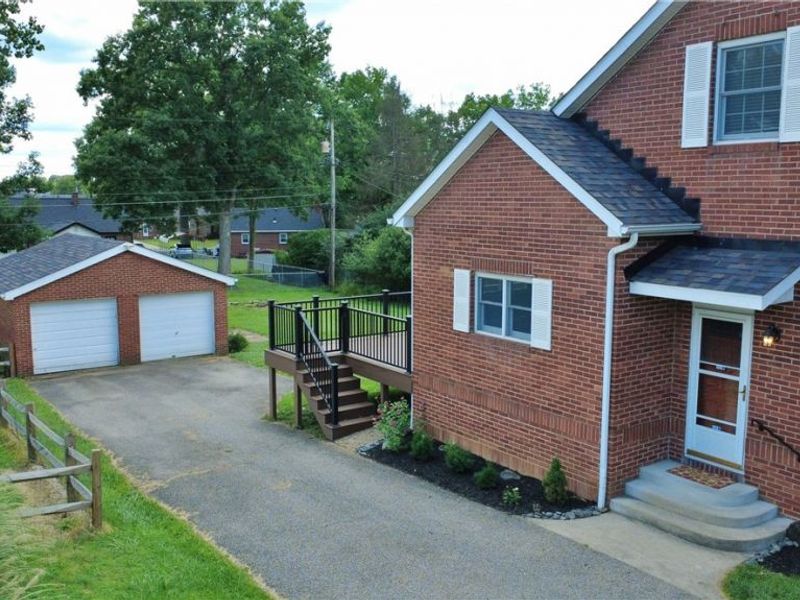 520 Harding Road, Zanesville, OH 43701 Photo 6