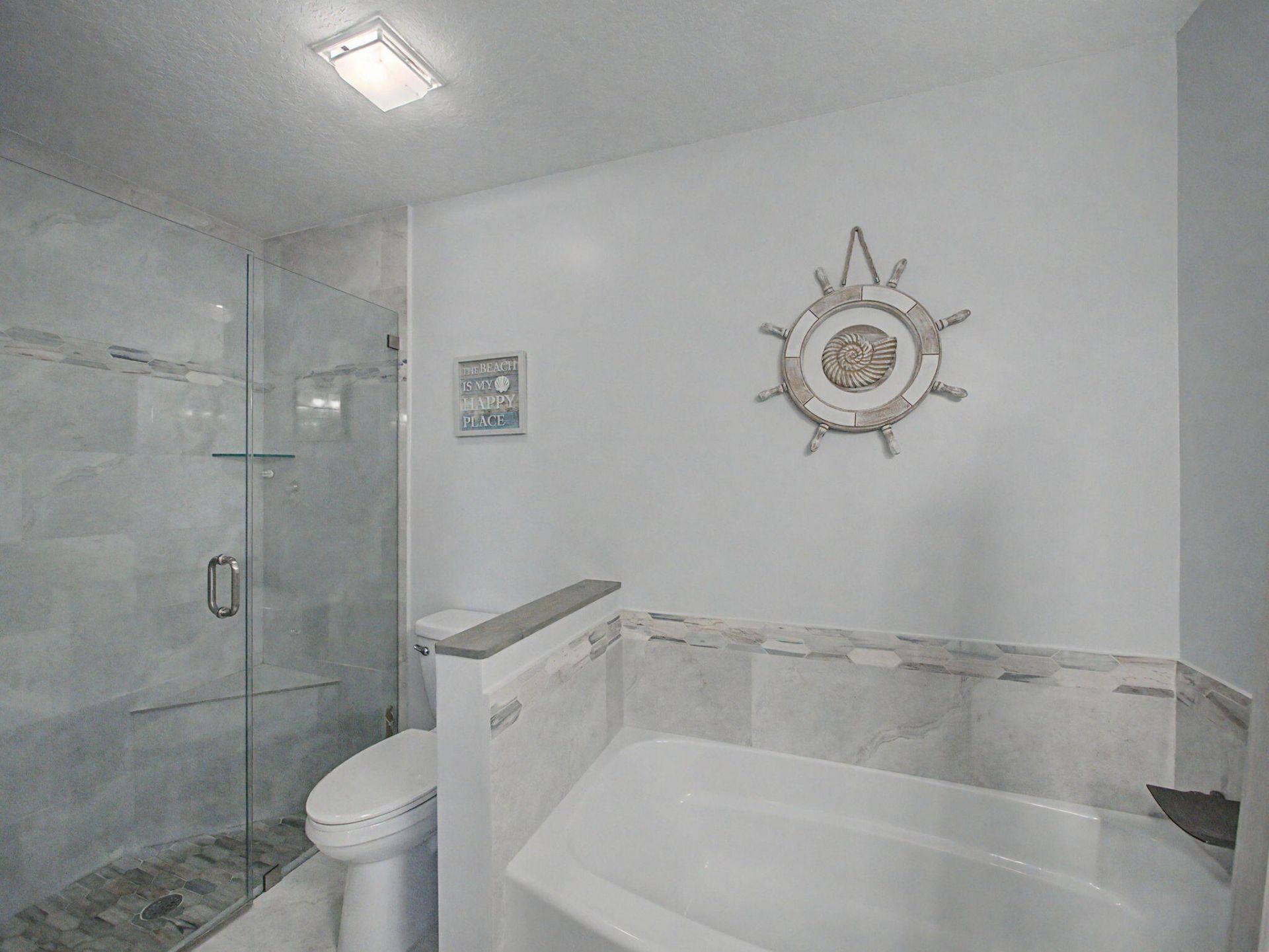 1019 Via Jardin, Riviera Beach, FL 33418 Photo