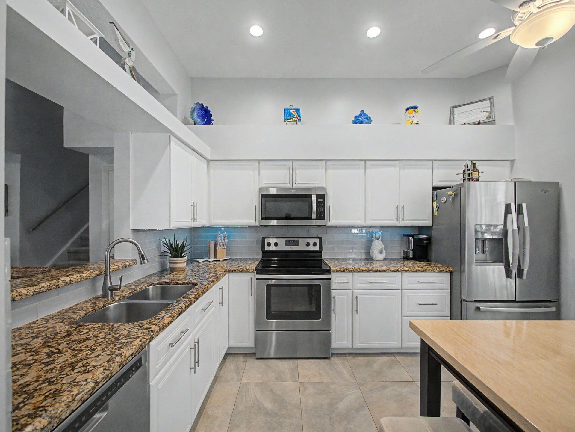 1019 Via Jardin, Riviera Beach, FL 33418 Photo