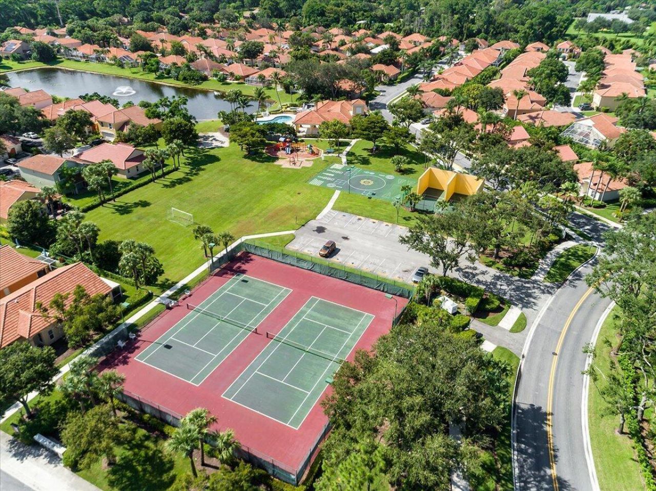 1019 Via Jardin, Riviera Beach, FL 33418 Photo