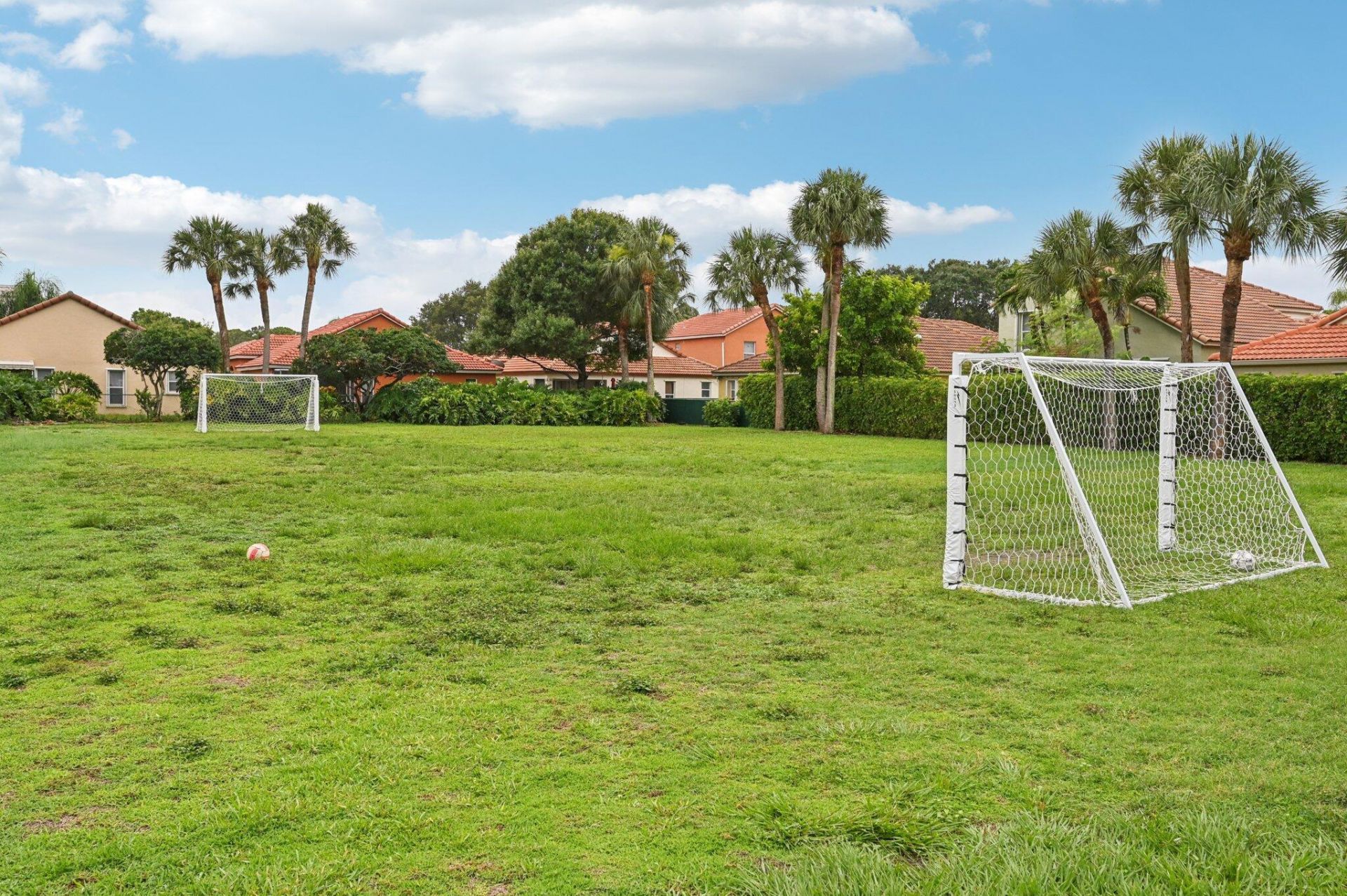 1019 Via Jardin, Riviera Beach, FL 33418 Photo