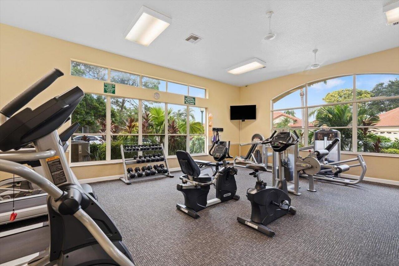 1019 Via Jardin, Riviera Beach, FL 33418 Photo