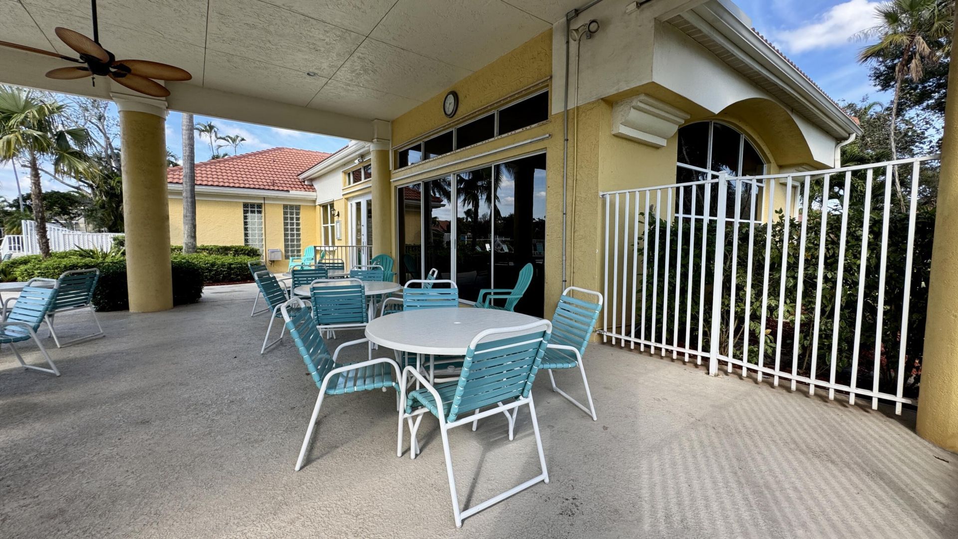1019 Via Jardin, Riviera Beach, FL 33418 Photo