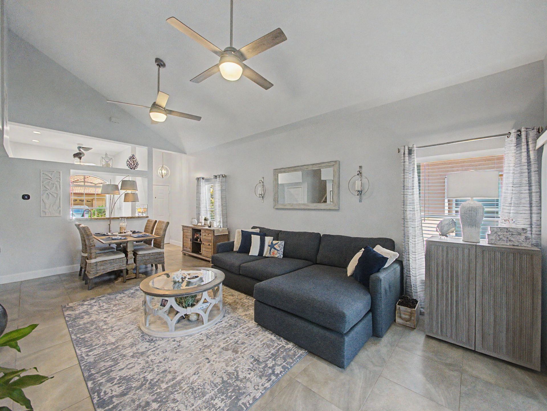 1019 Via Jardin, Riviera Beach, FL 33418 Photo