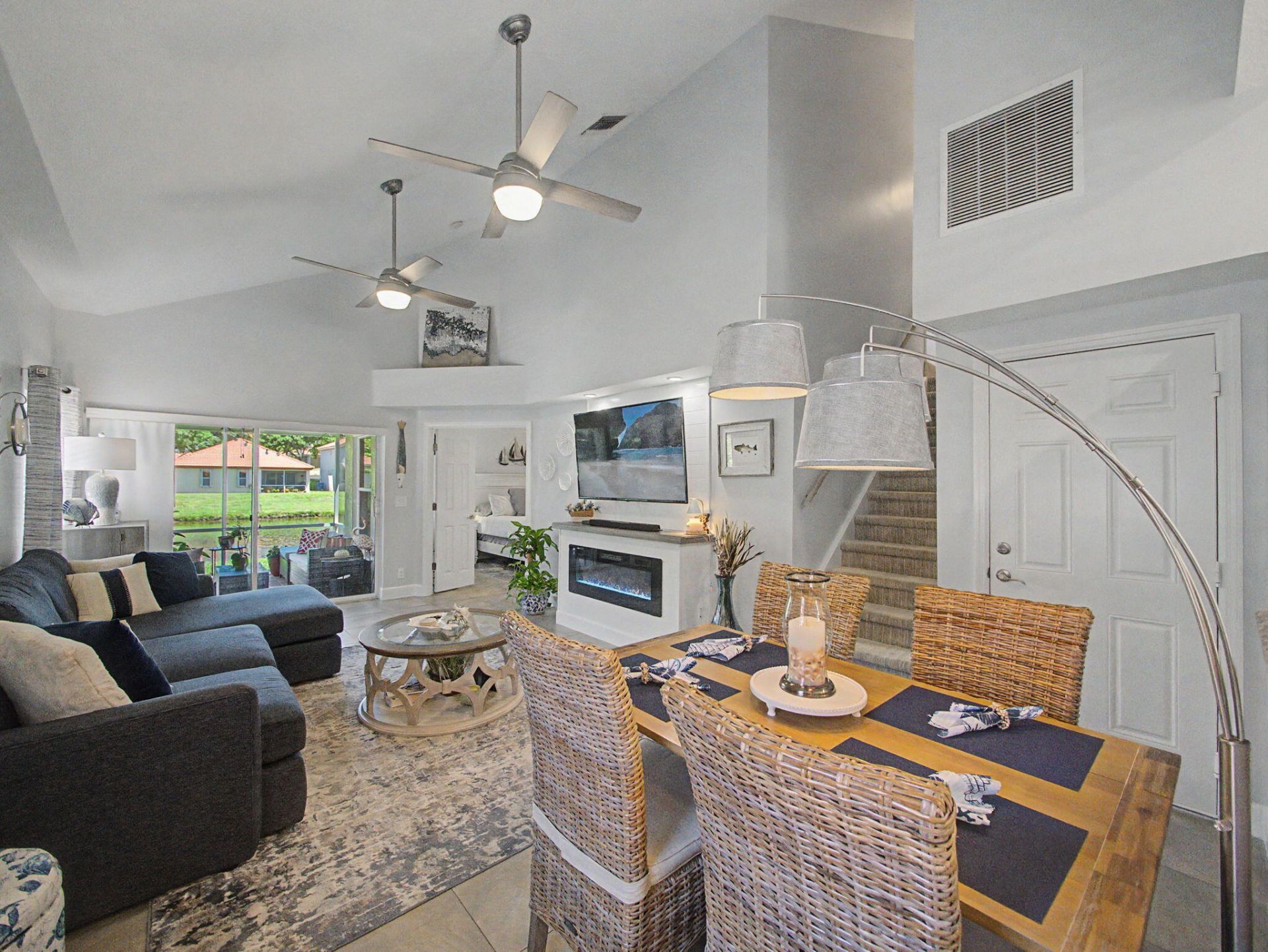 1019 Via Jardin, Riviera Beach, FL 33418 Photo