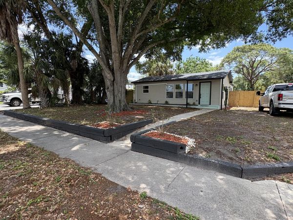 6948 DARTMOUTH Avenue N, St. Petersburg, FL 33710