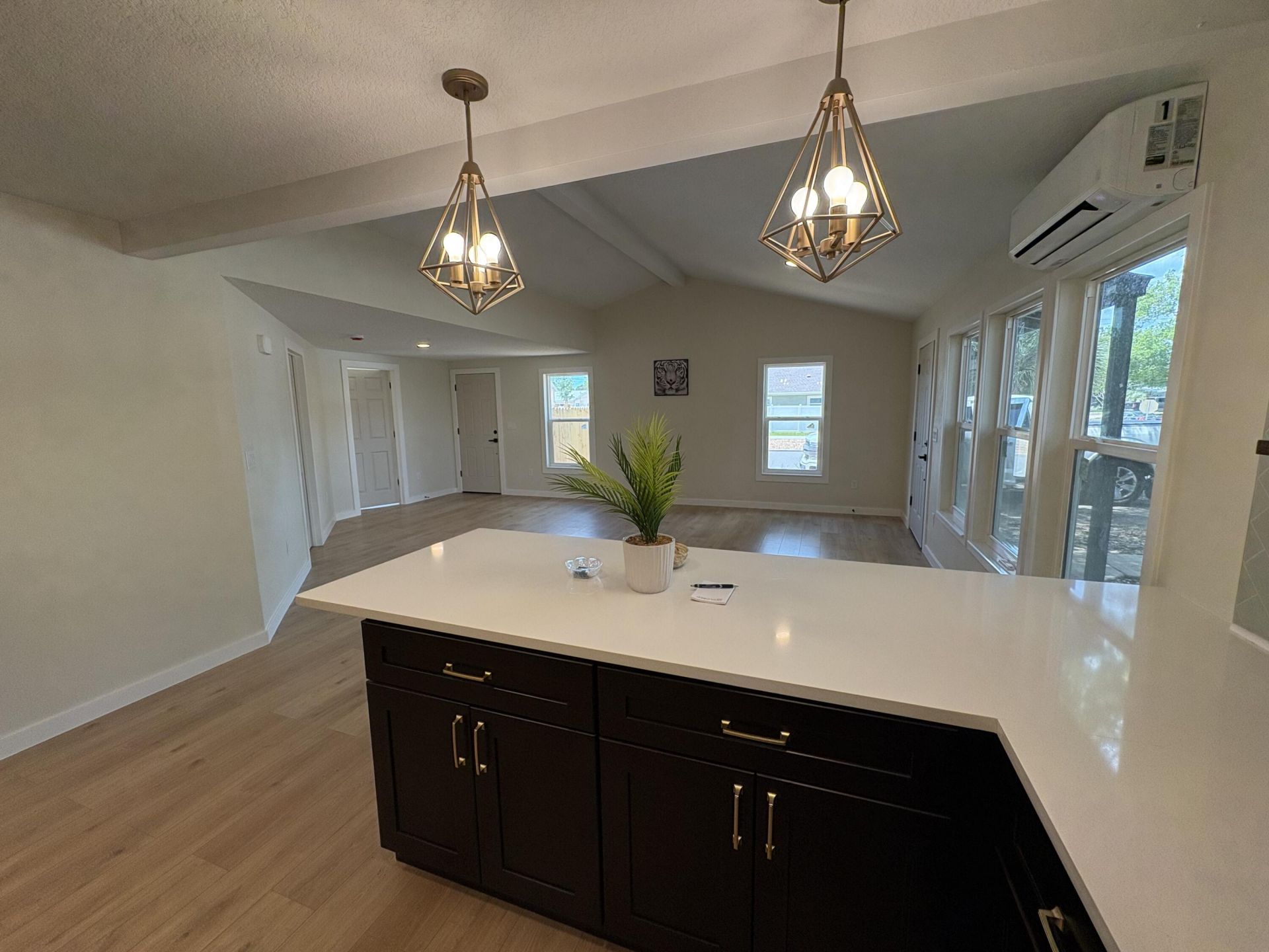 6948 Dartmouth Avenue N, Saint Petersburg, FL 33710 Photo