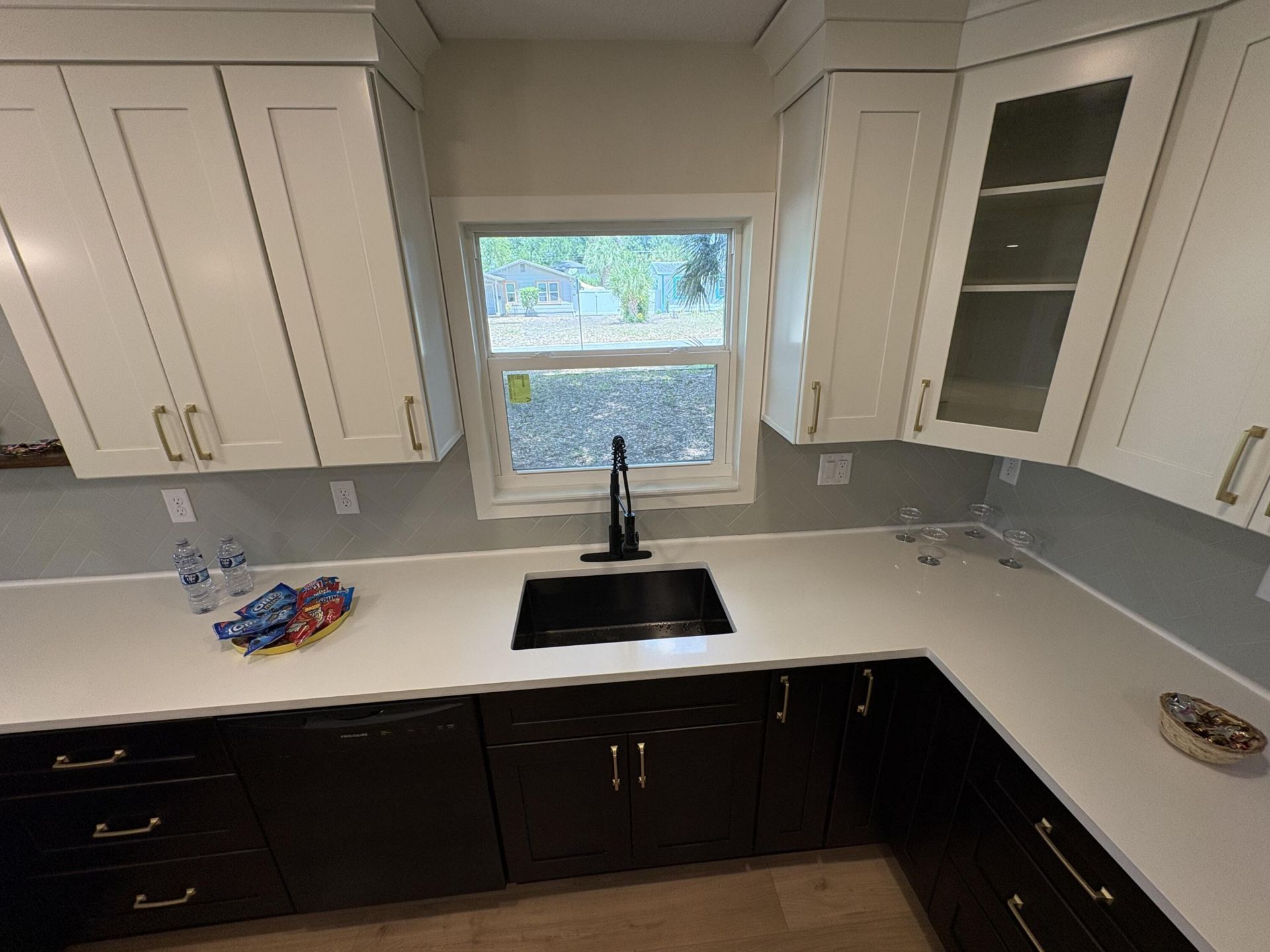 6948 Dartmouth Avenue N, Saint Petersburg, FL 33710 Photo