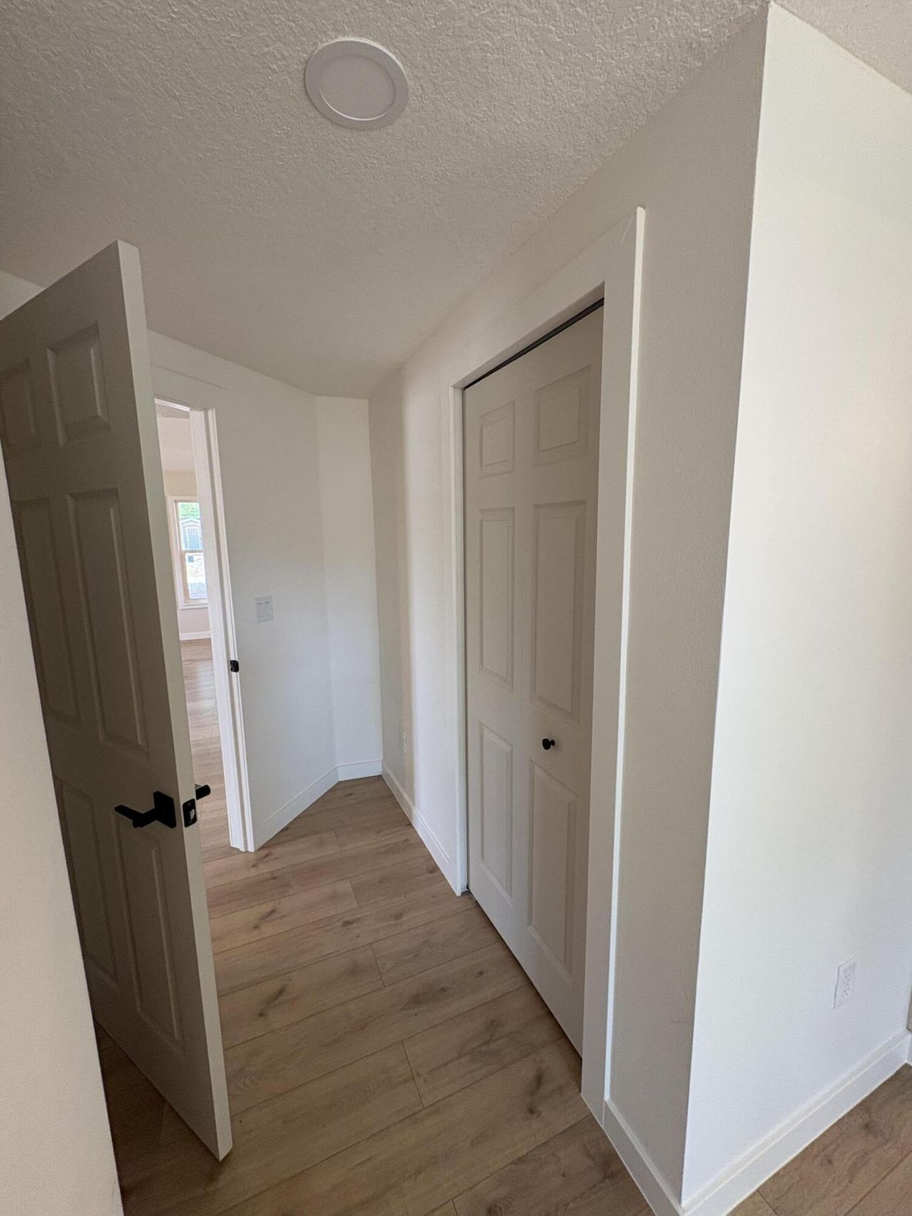 6948 Dartmouth Avenue N, Saint Petersburg, FL 33710 Photo