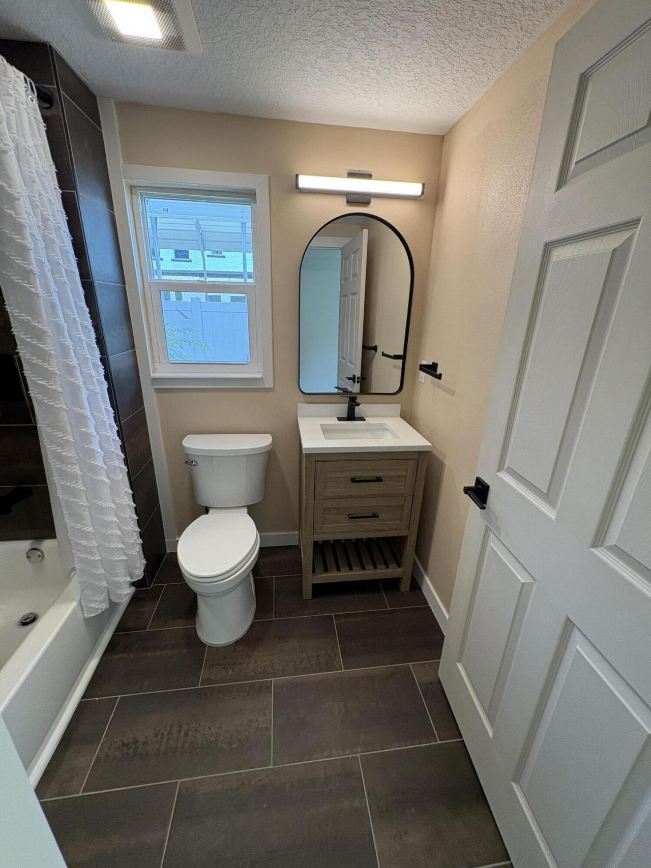 6948 Dartmouth Avenue N, Saint Petersburg, FL 33710 Photo