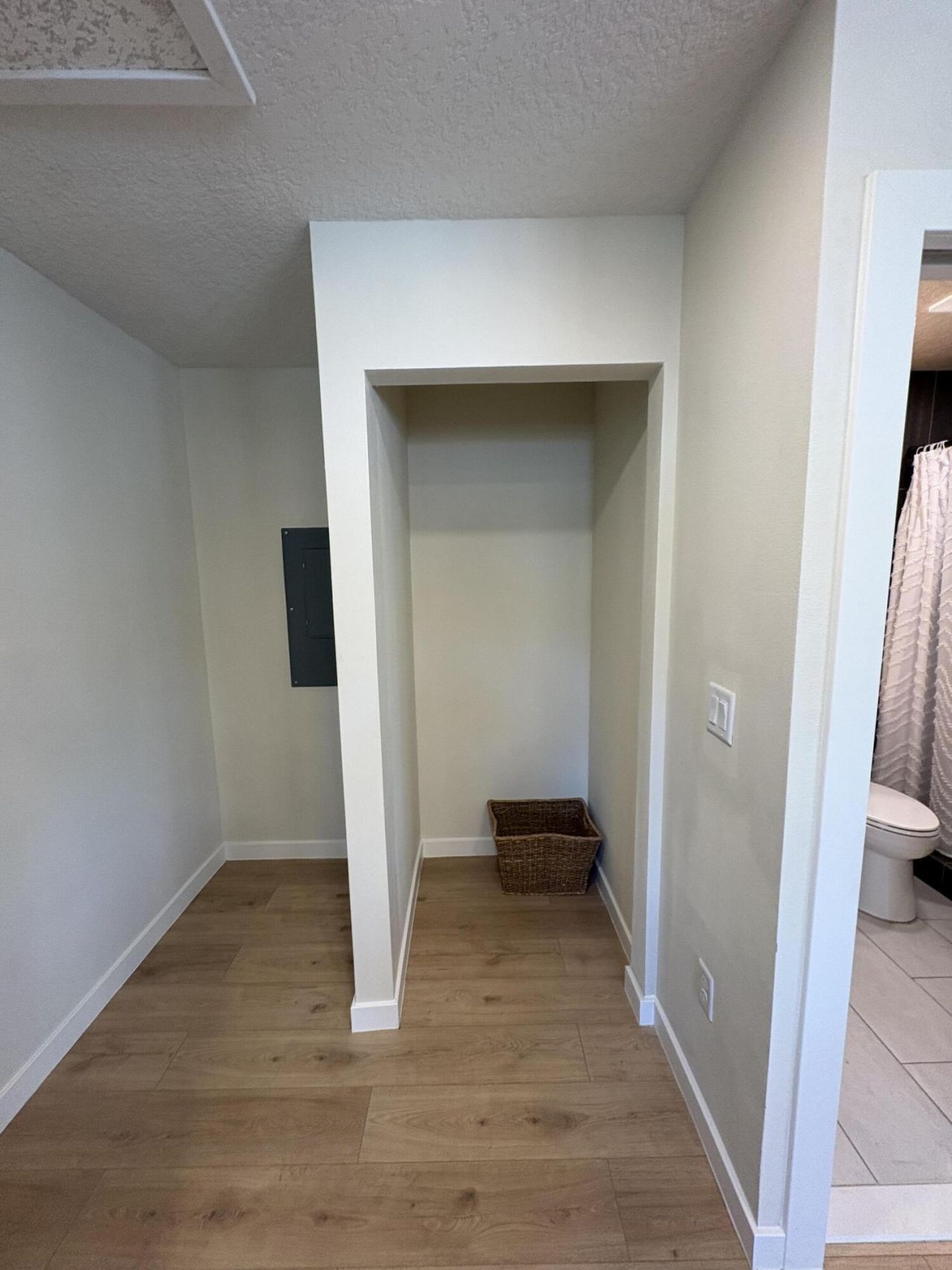 6948 Dartmouth Avenue N, Saint Petersburg, FL 33710 Photo