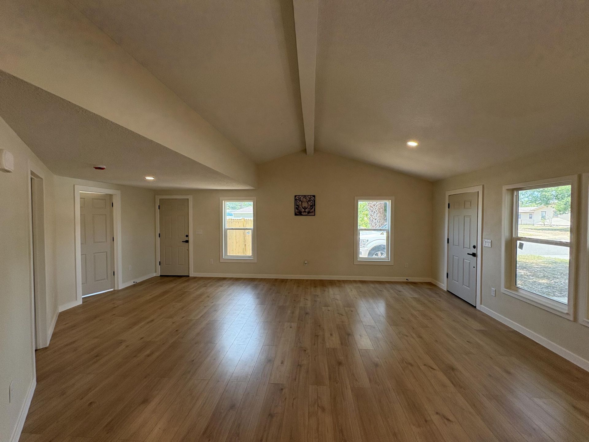 6948 Dartmouth Avenue N, Saint Petersburg, FL 33710 Photo