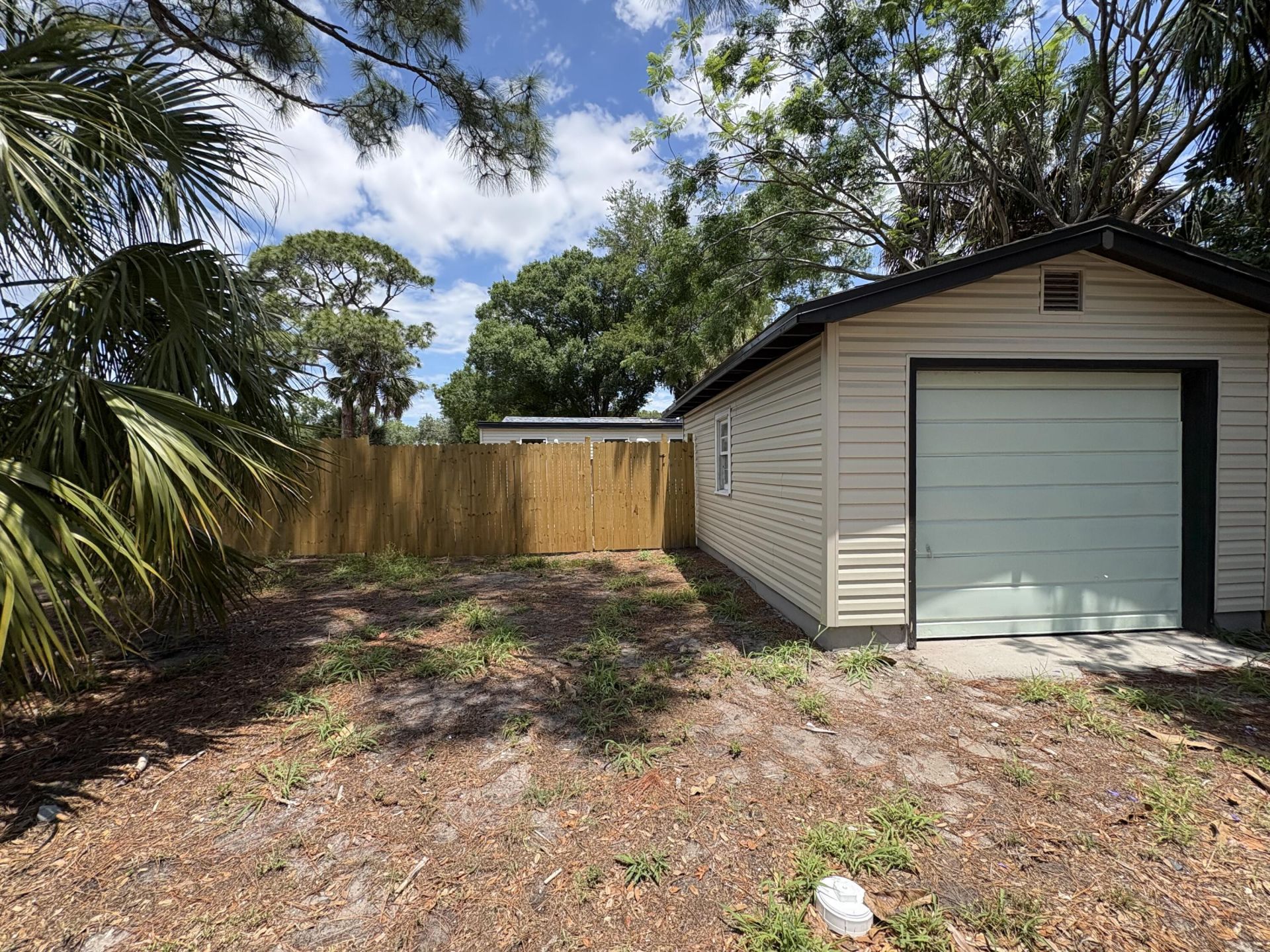 6948 Dartmouth Avenue N, Saint Petersburg, FL 33710 Photo