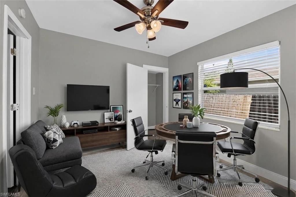 5235 Robin Ln N, Saint Petersburg, FL 33714 Photo