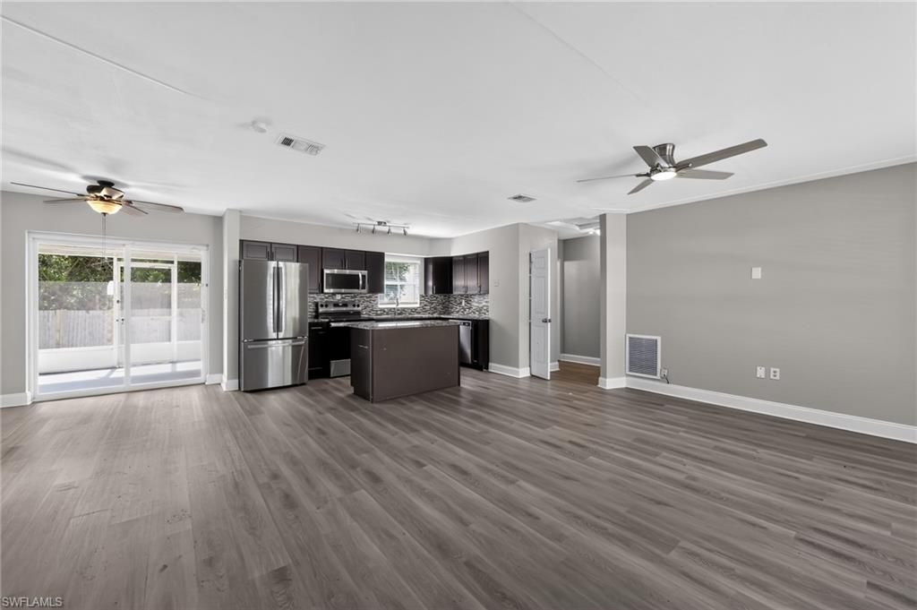 5235 Robin Ln N, Saint Petersburg, FL 33714 Photo