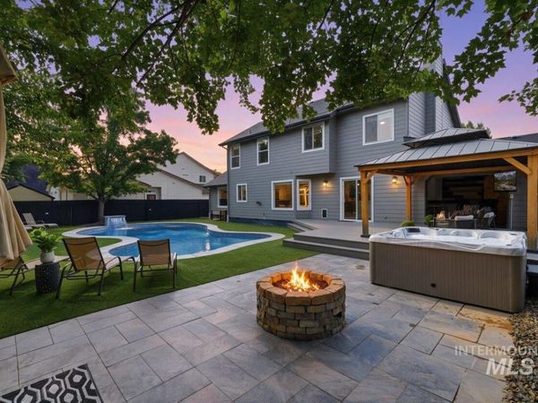 2020 E Summerridge Dr, Meridian, ID 83646