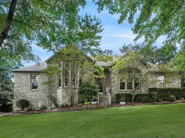 6 Piney Lane, Little Rock, AR 72223