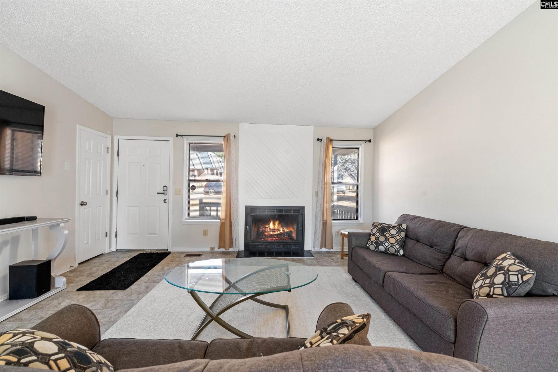 37 Canterbury Court  Photo 14