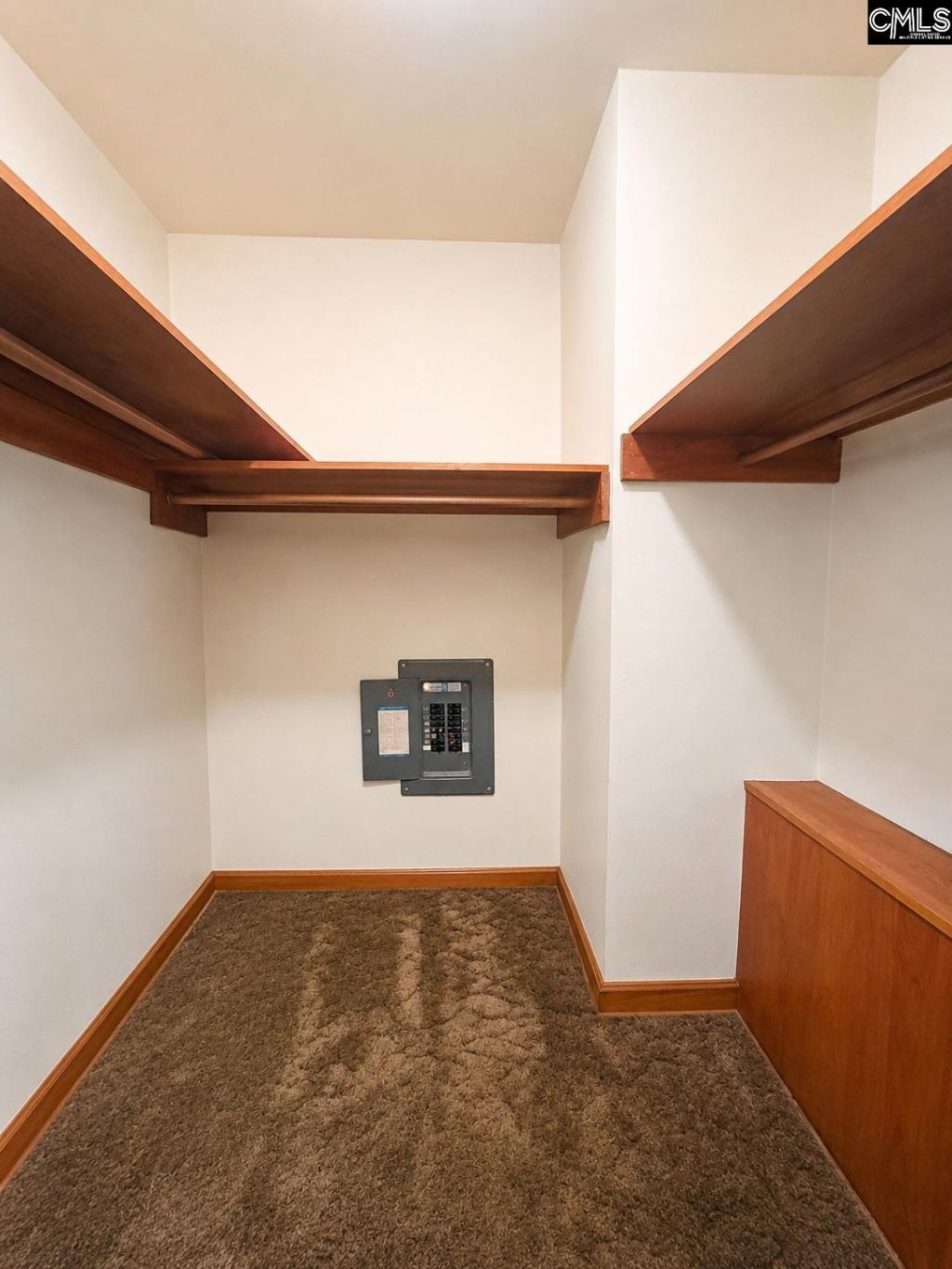 446 Holloway Street  Photo 14