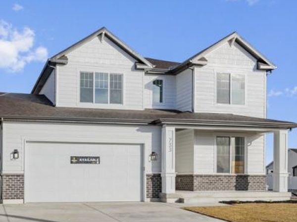 557 W 760 N, Unit 213, Tremonton, UT 84337