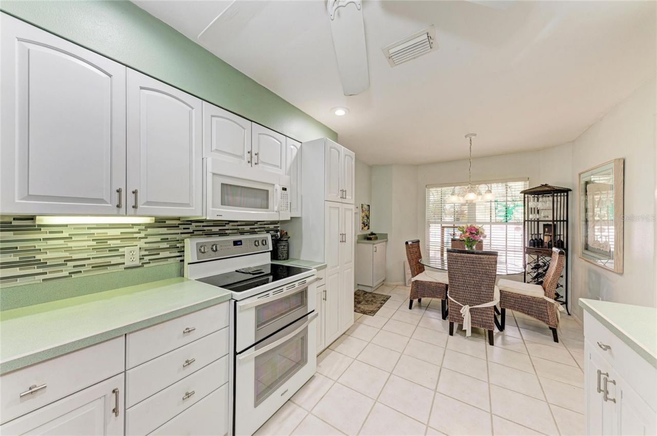 5209 34th Street Court W, Unit 261, Bradenton, FL 34210 Photo